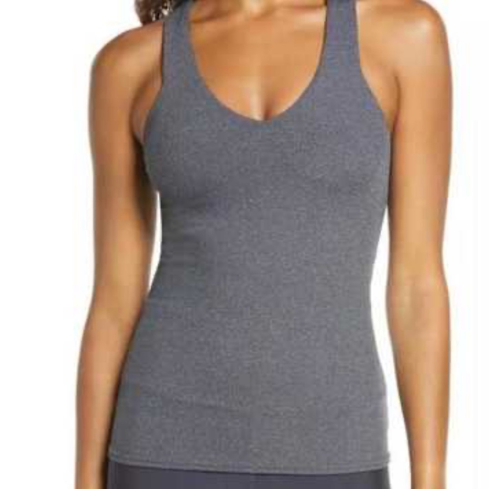 Alo Elevate Top